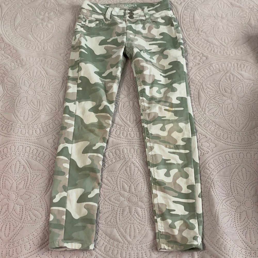 Girls Camouflage Pants With Adjustable Waist Size 8